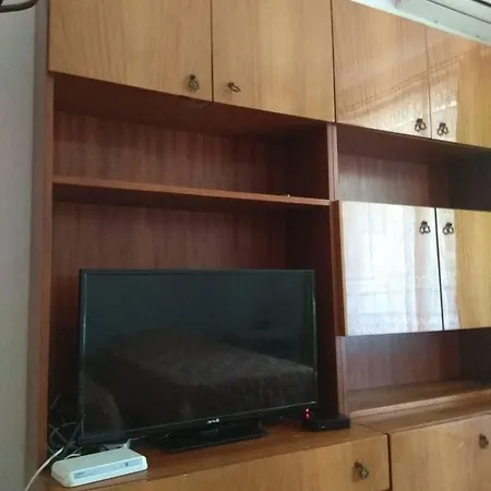 Apartment Burgas דירה *